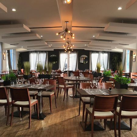 Logis Hotel & Restaurant - Les Bords De Seine La Roche-Guyon Eksteriør bilde