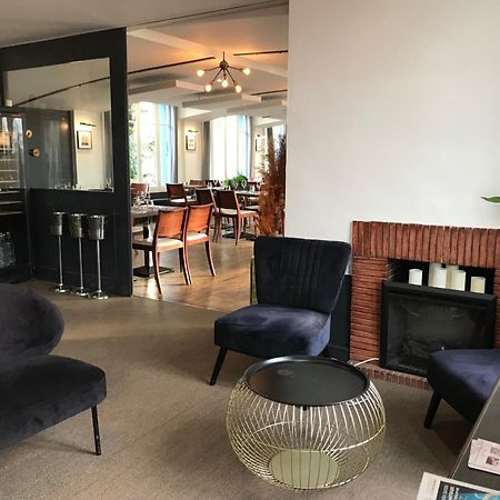 Logis Hotel & Restaurant - Les Bords De Seine La Roche-Guyon Eksteriør bilde