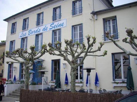 Logis Hotel & Restaurant - Les Bords De Seine La Roche-Guyon Eksteriør bilde